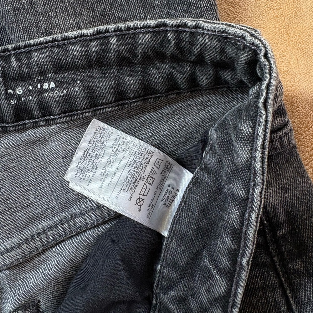 Old Navy Women’s Petite Black Jeans